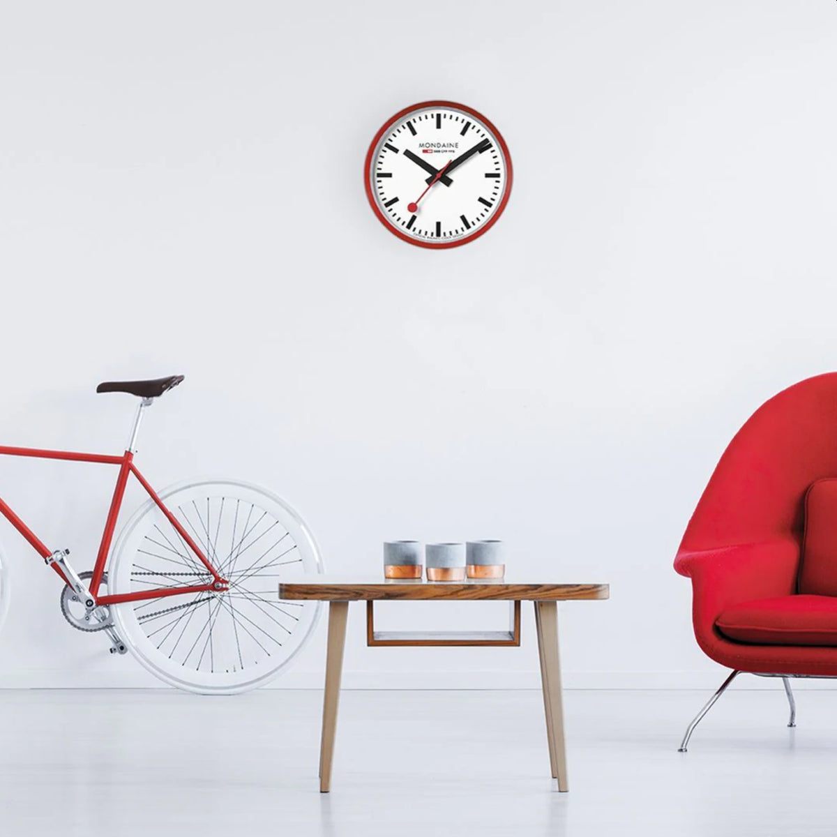 Mondaine quartz wall clock, white dial with black hands and red aluminum case