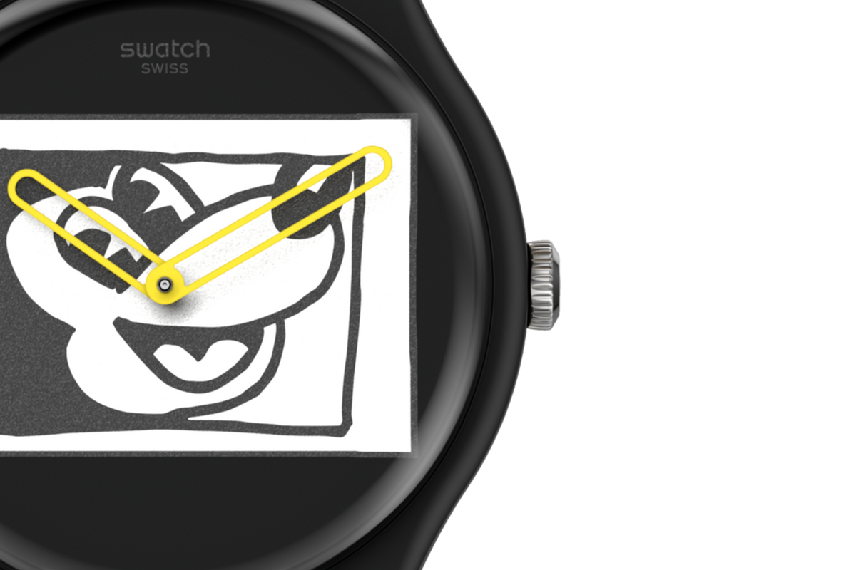 Black silicone quartz watch with black dial and yellow hands