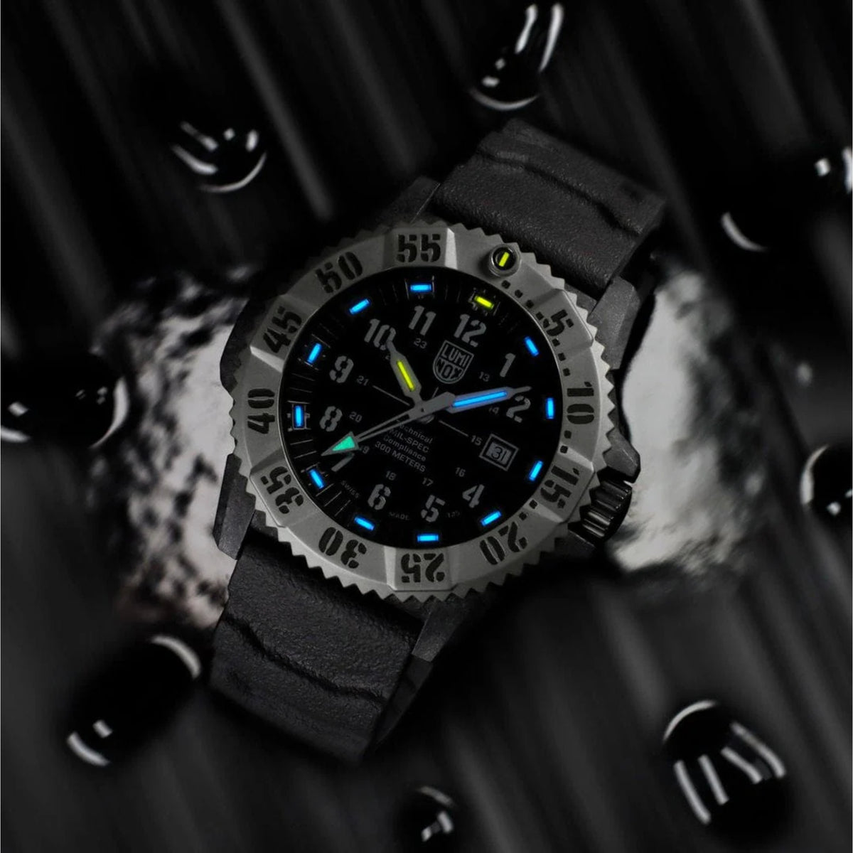 Black dial Luminox-style quartz watch with rubber strap and rugged steel bezel