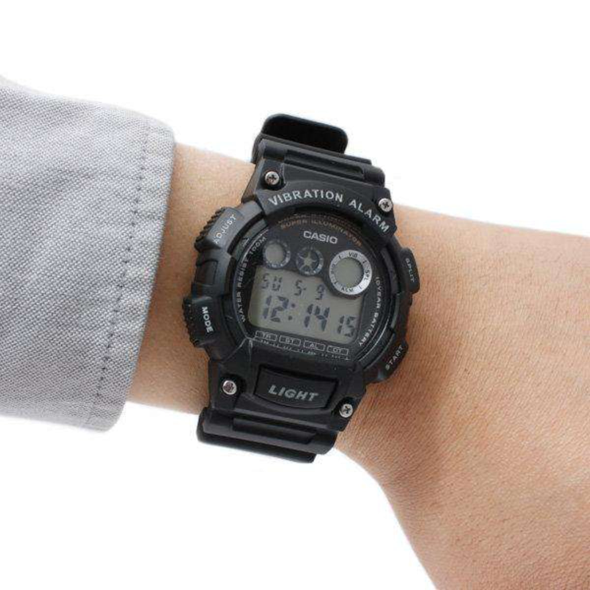 Black Casio digital quartz watch with resin strap, LCD screen, and LIGHT/START buttons