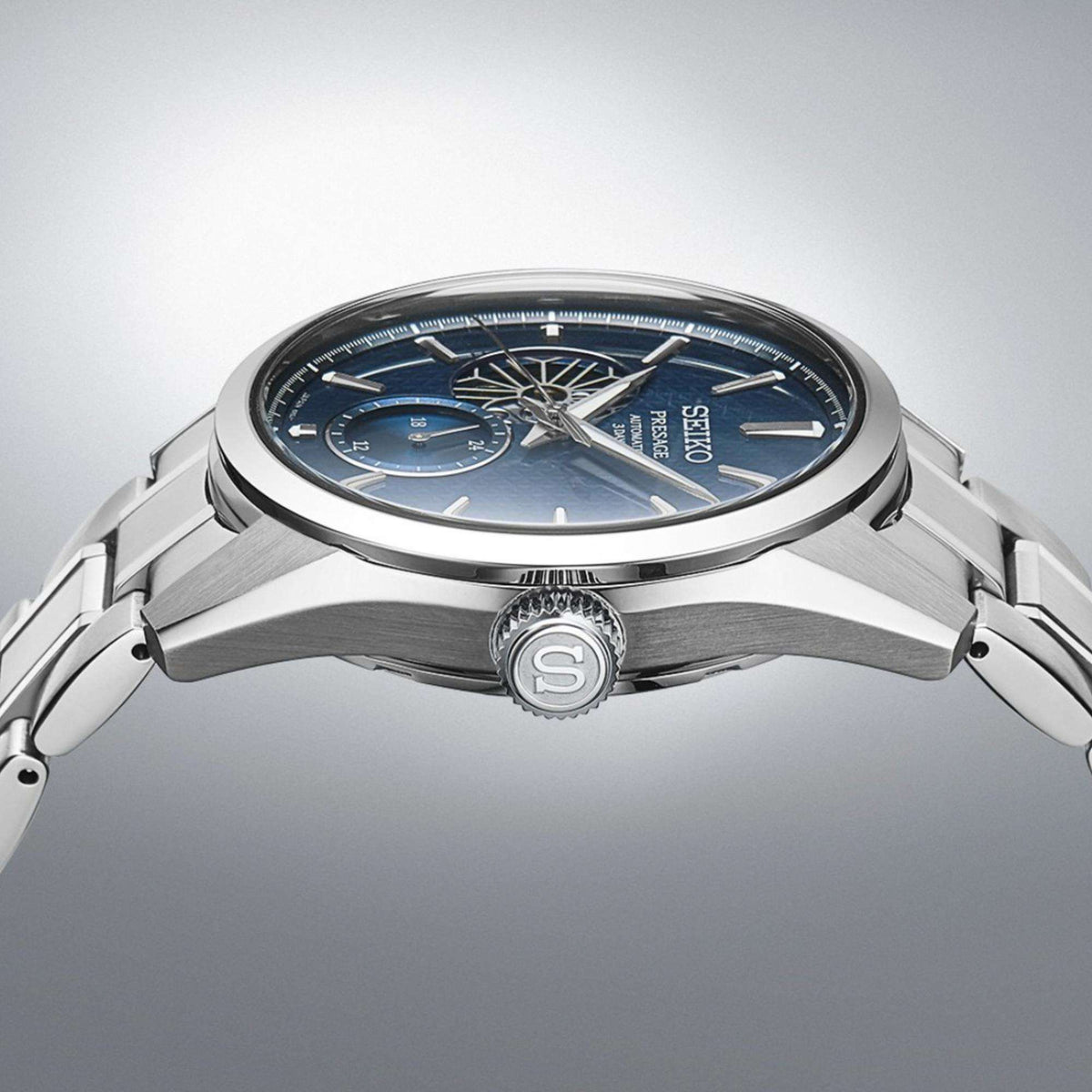 Seiko Presage SPB417J1 stainless steel case and engraved crown side profile view