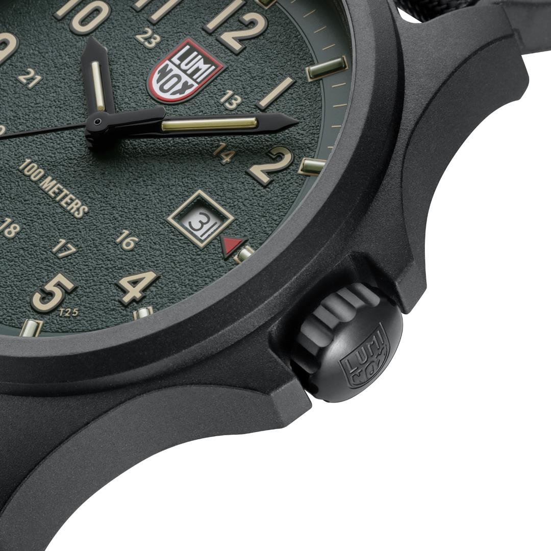 Detailed side view of the black case and textured crown on the Luminox Atacama Field XL.1977 Swiss-made timepiece