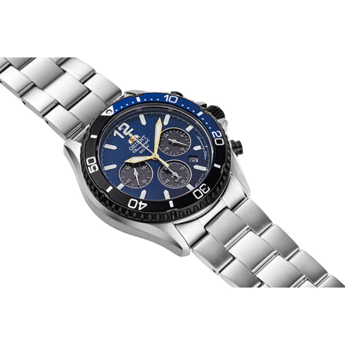 Men's steel chronograph solar watch with blue dial, three subdials and bracelet