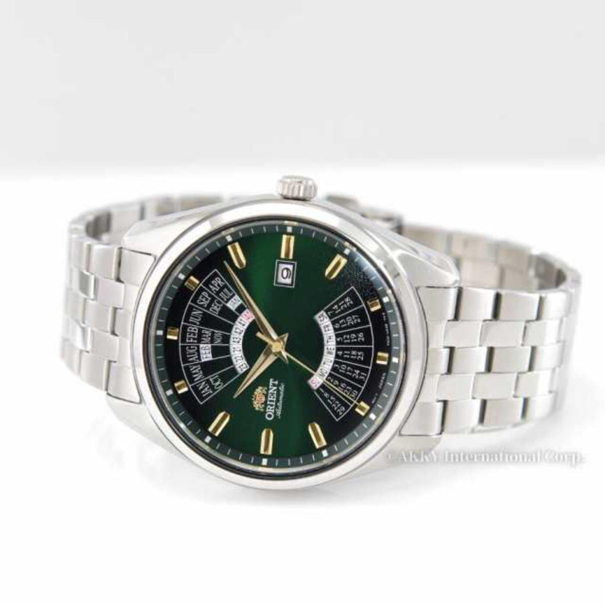 Angled profile of the Orient Multi-Year Calendar RA-BA0002E30B green dial automatic timepiece with stainless steel bracelet