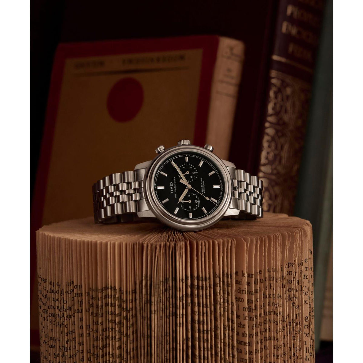 Timex Waterbury Metropolitan Black Dial Men's Watch TW2Y23400