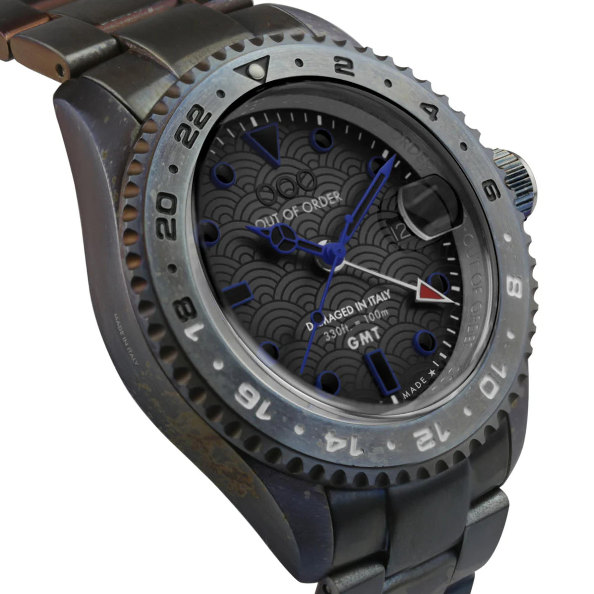 Men's distressed dark grey diver-style wristwatch with blue dial, knurled bezel, metal strap
