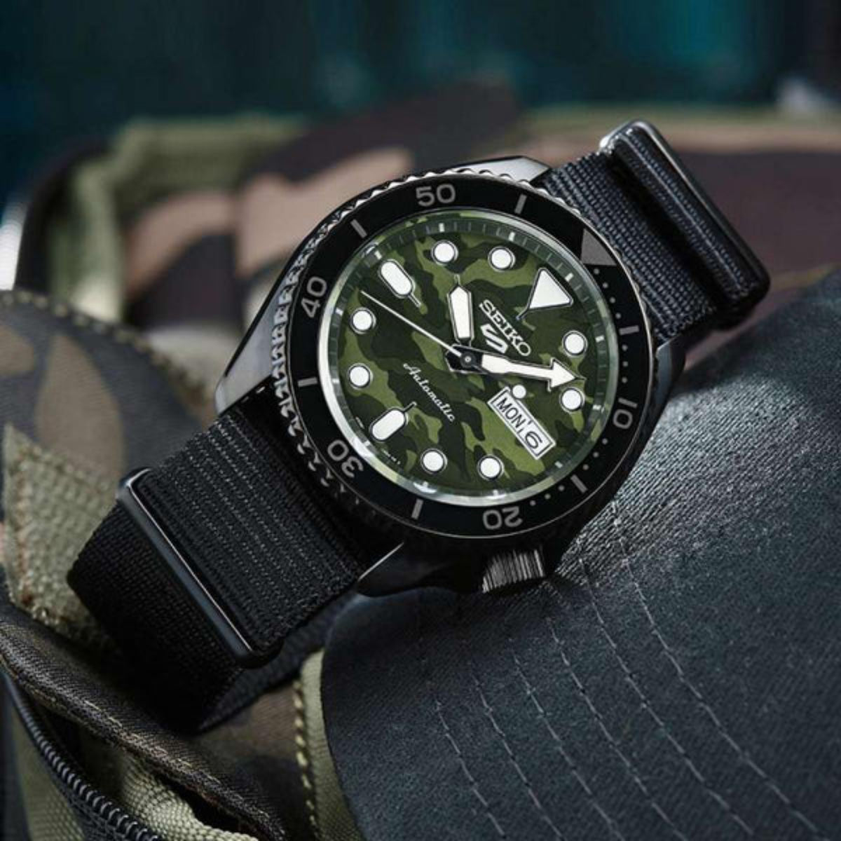 Seiko 5 Sports Camouflage Street Style Green Dial Black Textile NATO Strap Men's Watch SRPJ37K1
