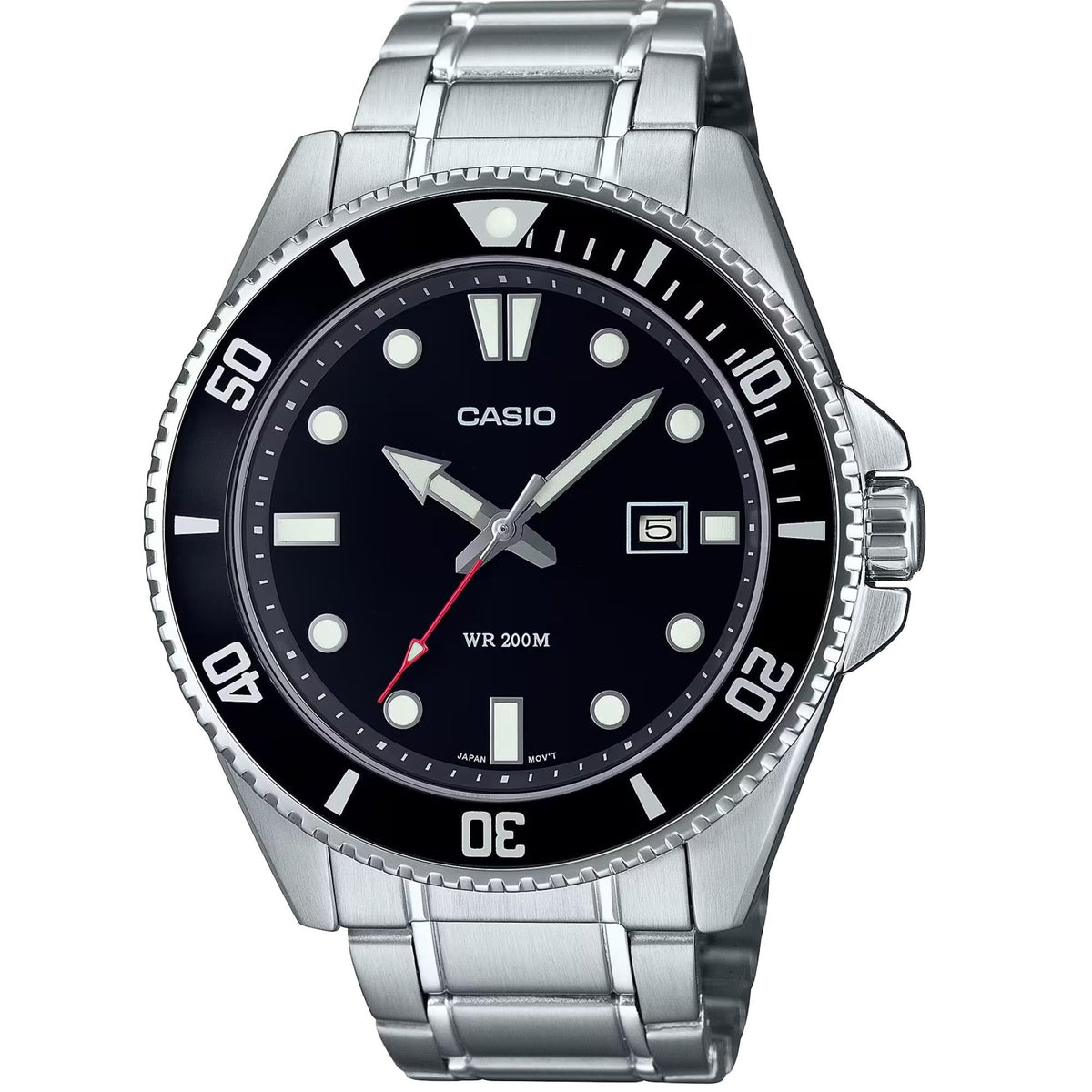 Casio Marlin MDV-107D-1A1VEF black bezel and stainless steel case close up