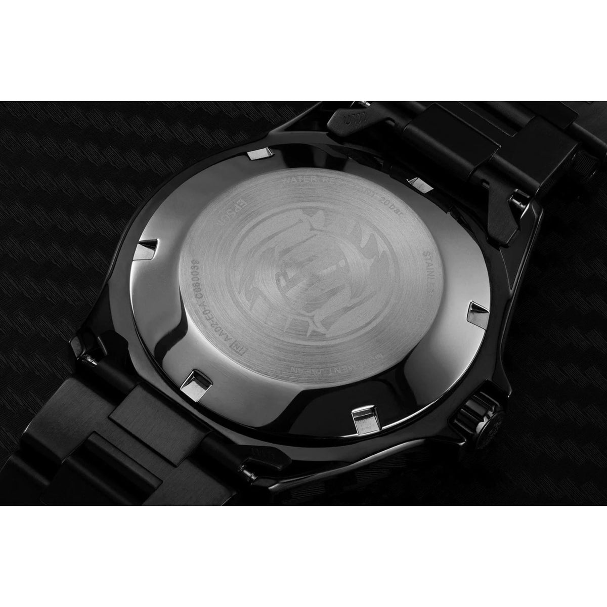 Men's automatic diver watch case back with black steel bracelet