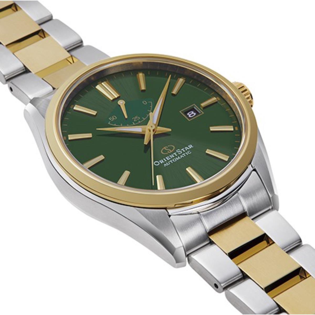 Men's automatic watch with gold-tone bezel, green dial, steel and gold link bracelet