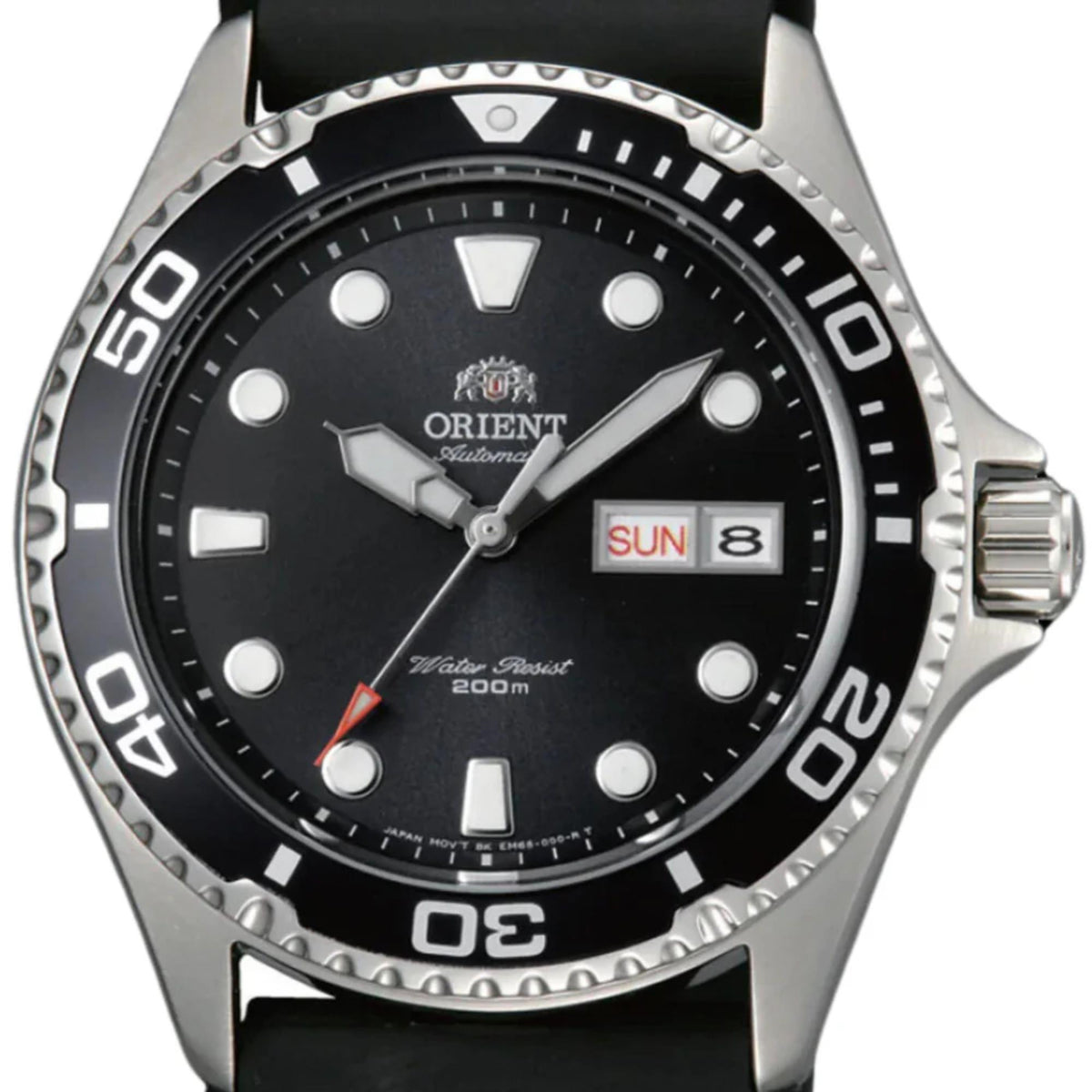 Orient Ray automatic watch close-up: black dial with day-date window and rubber strap
