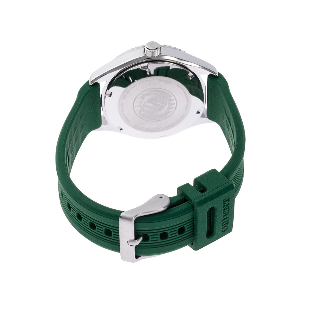 Orient Mako RA-AC0Q11E30B rubber strap and pin buckle detail