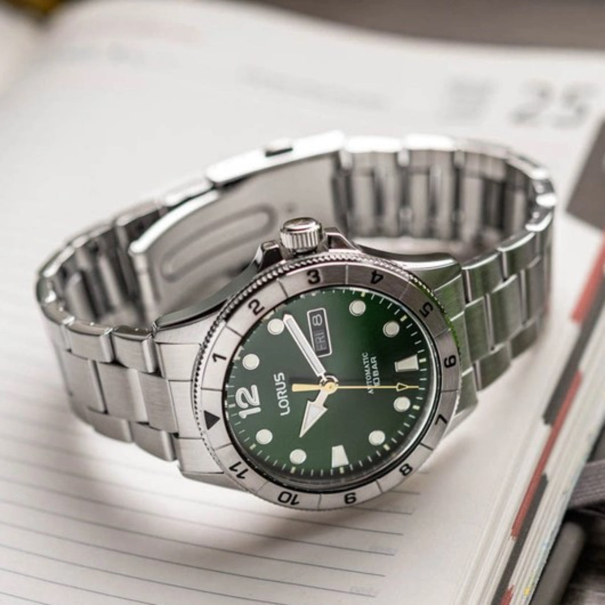 Lorus Sport Classic Green Sunray Dial Steel Strap Men’s Watch RL463BX9