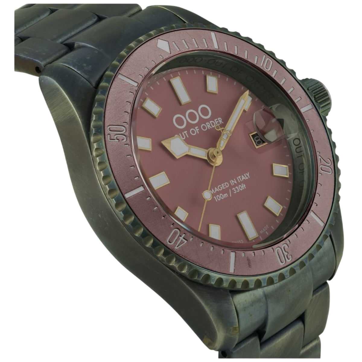 Men's wrist watch close-up: pink dial, gold hands, dark metal bracelet and bezel