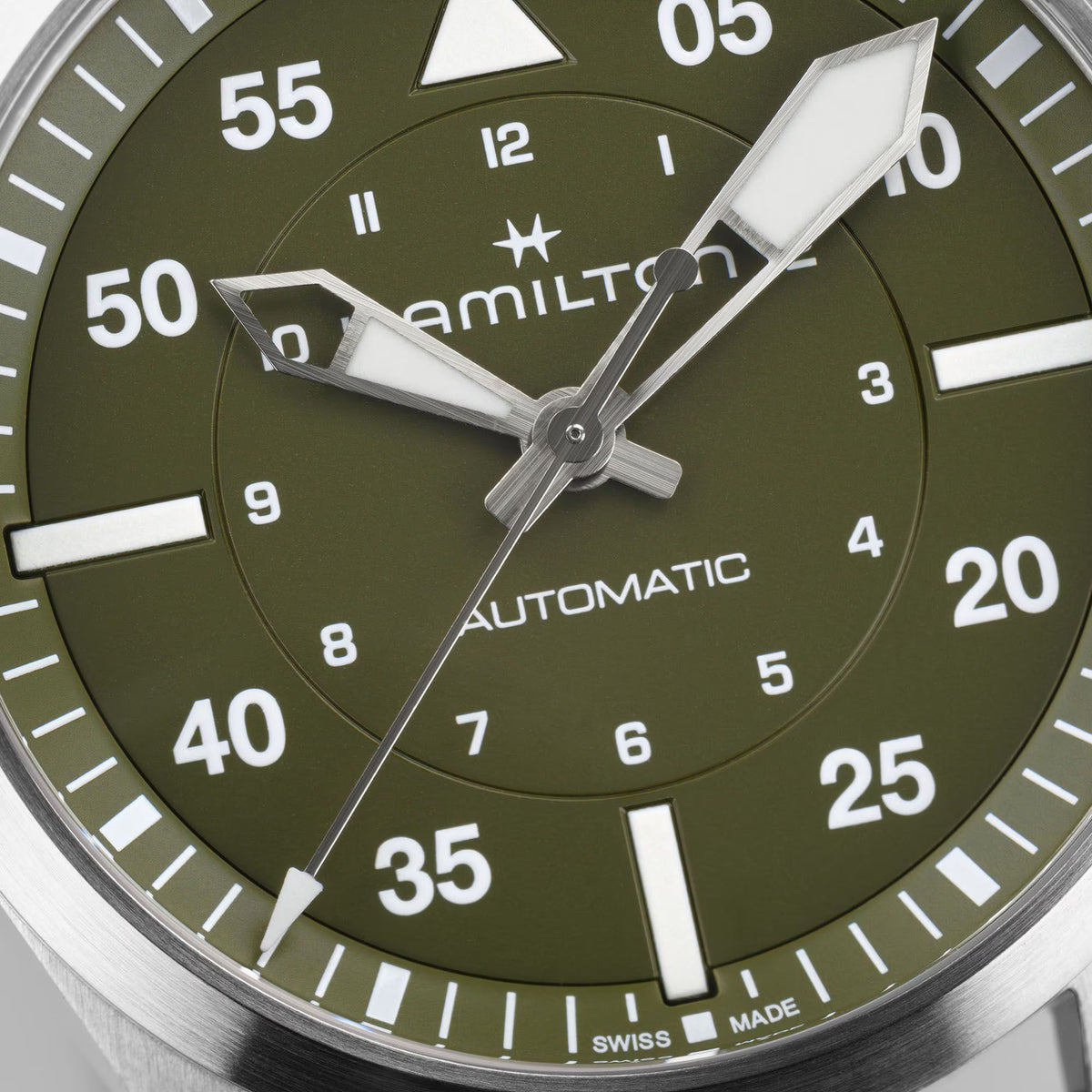 Hamilton Khaki Aviation H76305560 39mm olive green dial close-up