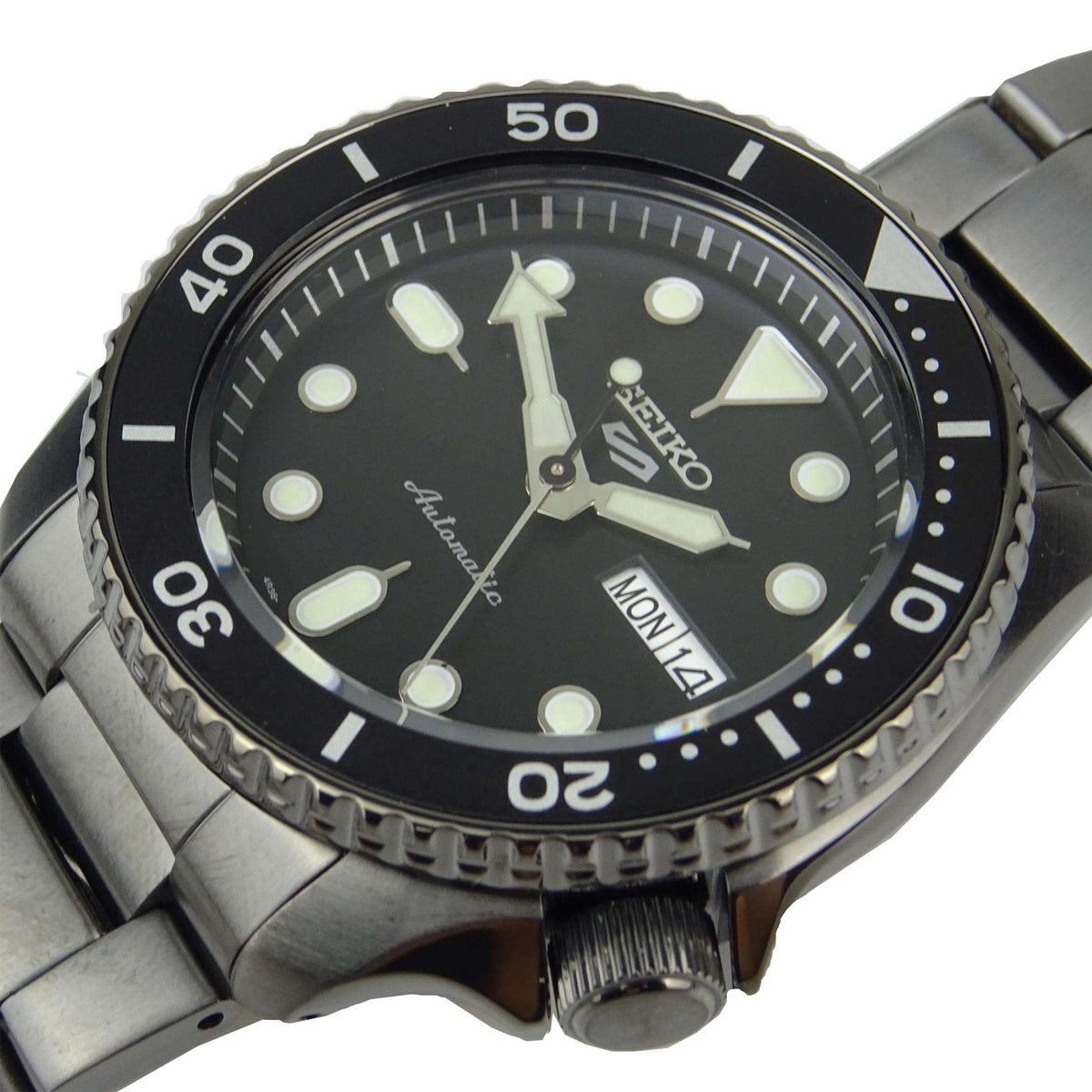 Men's automatic diver watch with black dial and stainless band; crown visible on side