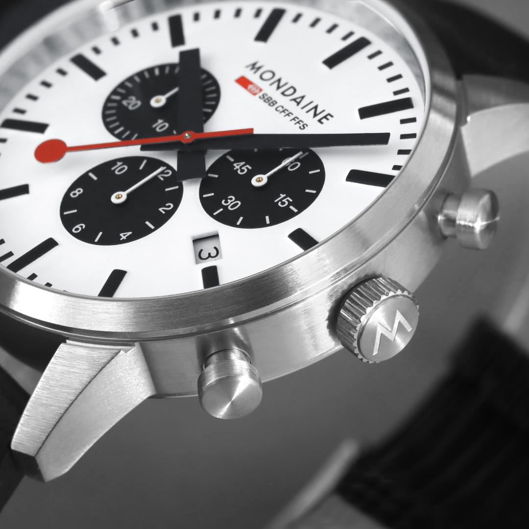 Mondaine Neo MSD.41410.LBV detailed shot of steel case edge and engraved crown