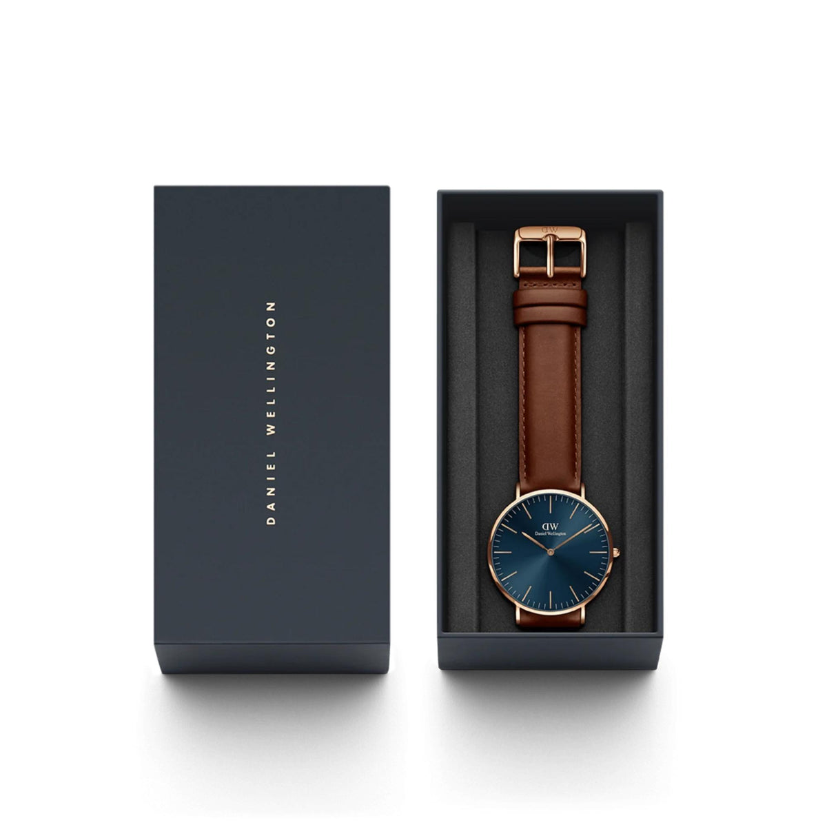 Quartz watch in a gift box with blue dial and brown leather strap