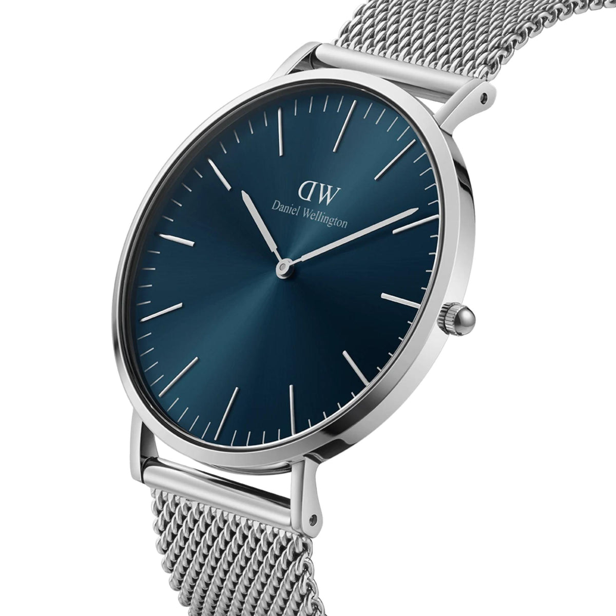 Daniel Wellington 40mm blue dial steel mesh bracelet quartz watch with silver-tone case
