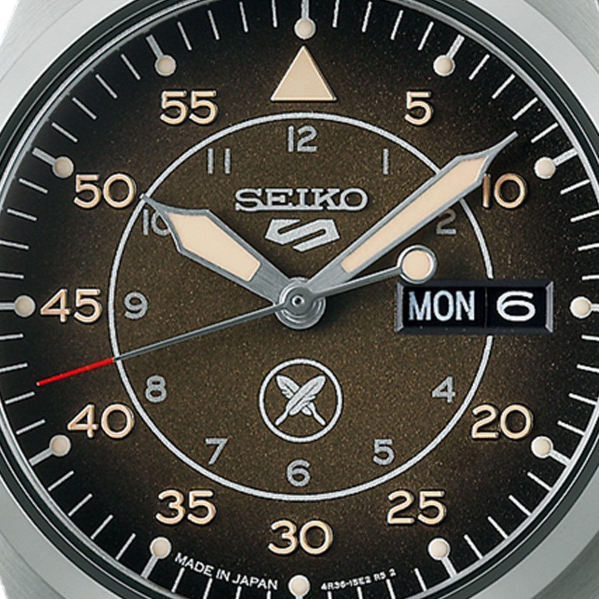 Seiko 5 Sports SRPL31K1 textured brown dial close up