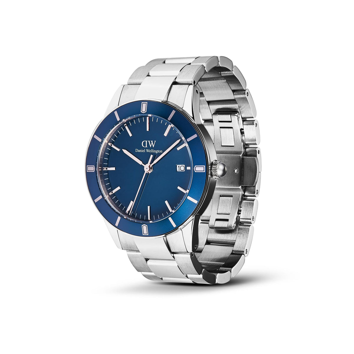 Daniel Wellington Iconic DW00100820 stainless steel link bracelet detail