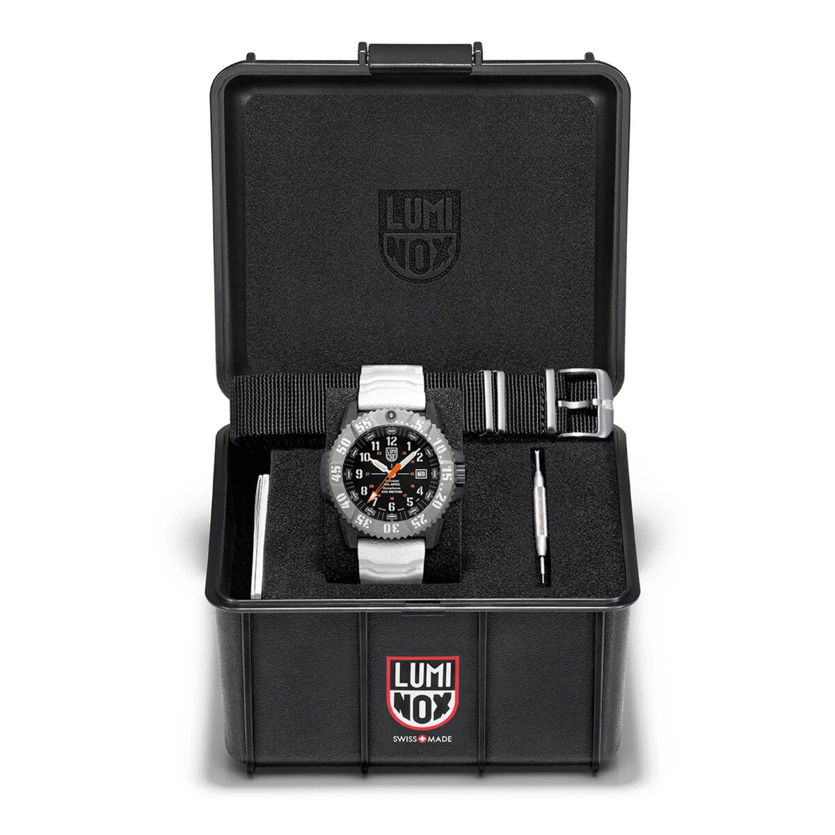Men's quartz watch in black case, black dial with rugged bracelet and markings
