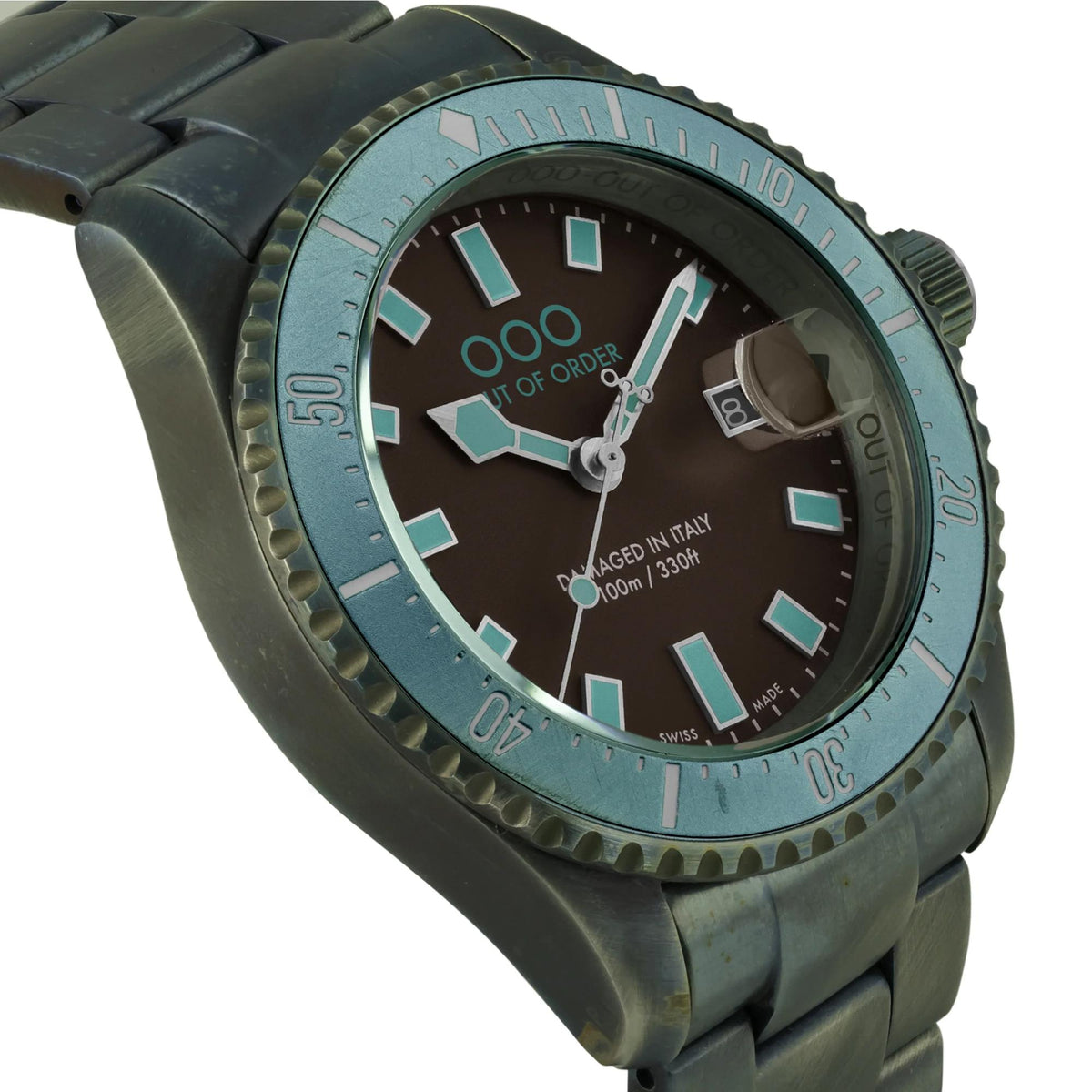 Men's quartz watch with brown dial, metal bezel, and metal strap