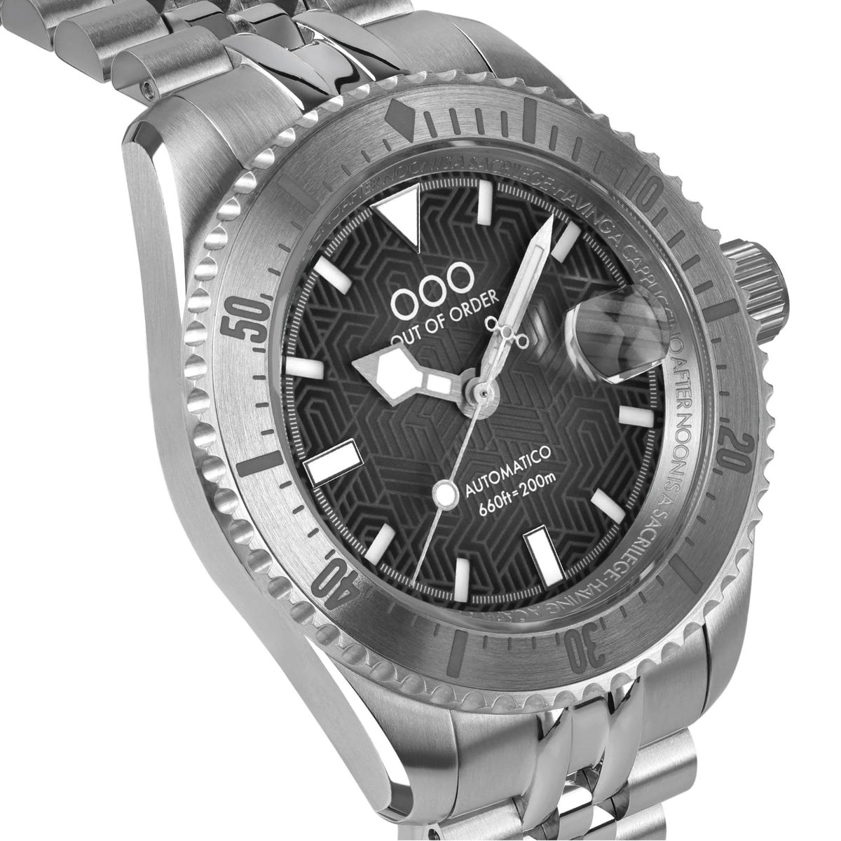 Men's automatic diver watch, black patterned dial, steel bracelet, ridged bezel