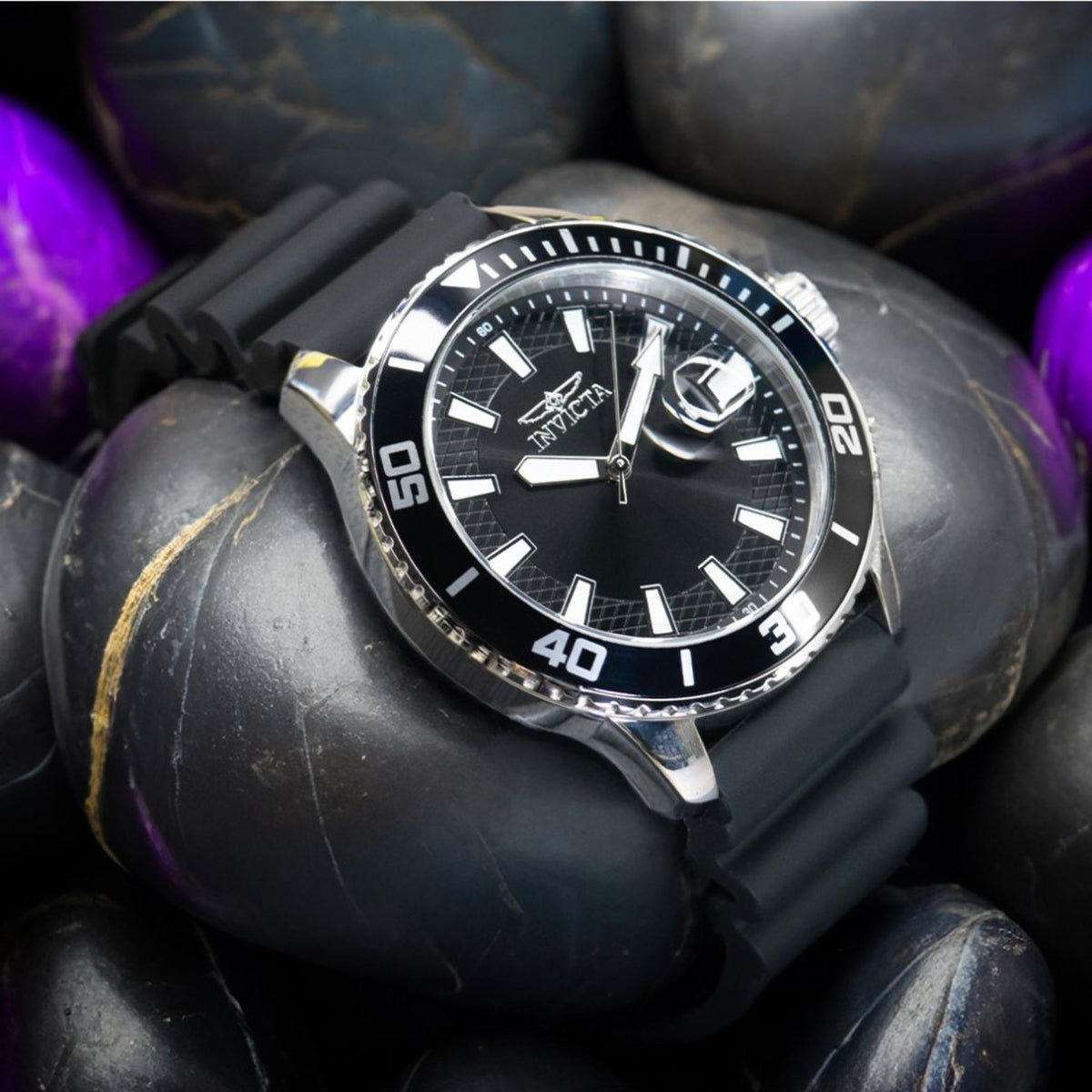 Invicta 46087 Pro Diver Quartz Black Dial Men's Watch