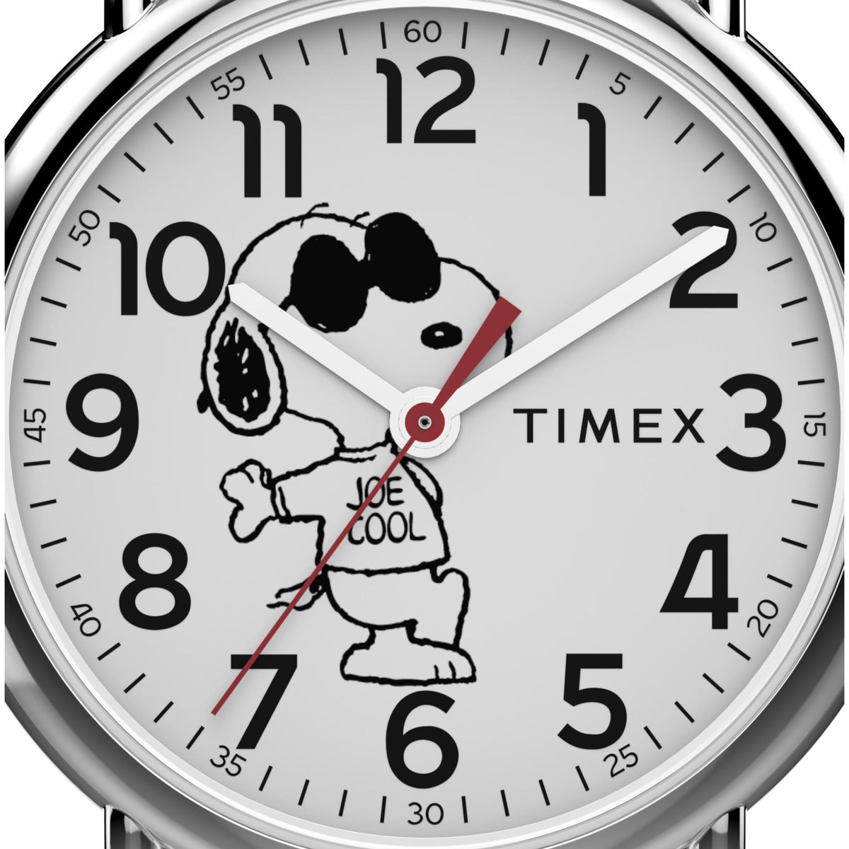 Peanuts quartz watch dial close-up: white face with Snoopy illustration and black time markers