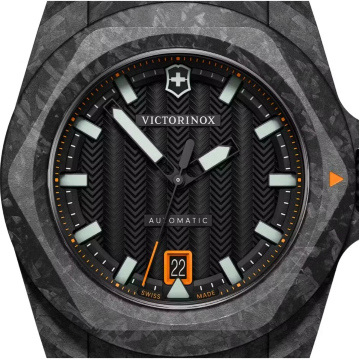 Close-up of Victorinox I.N.O.X. 242023.1 carbon composite case 