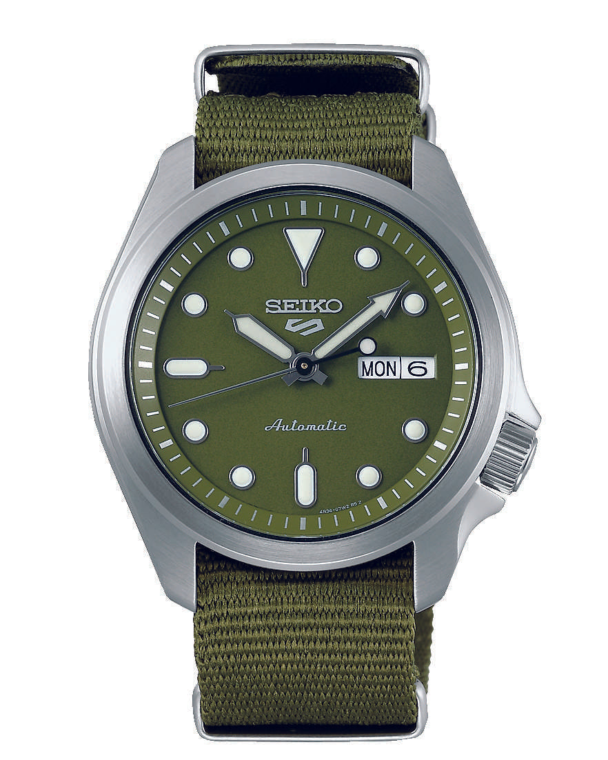 Men's green dial sports watch with green fabric strap, stainless case, date window