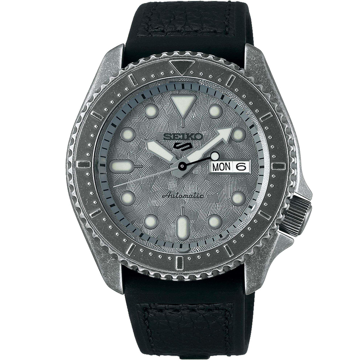 Men's diver-style watch with day/date window at 6, silver-gray dial, black leather strap