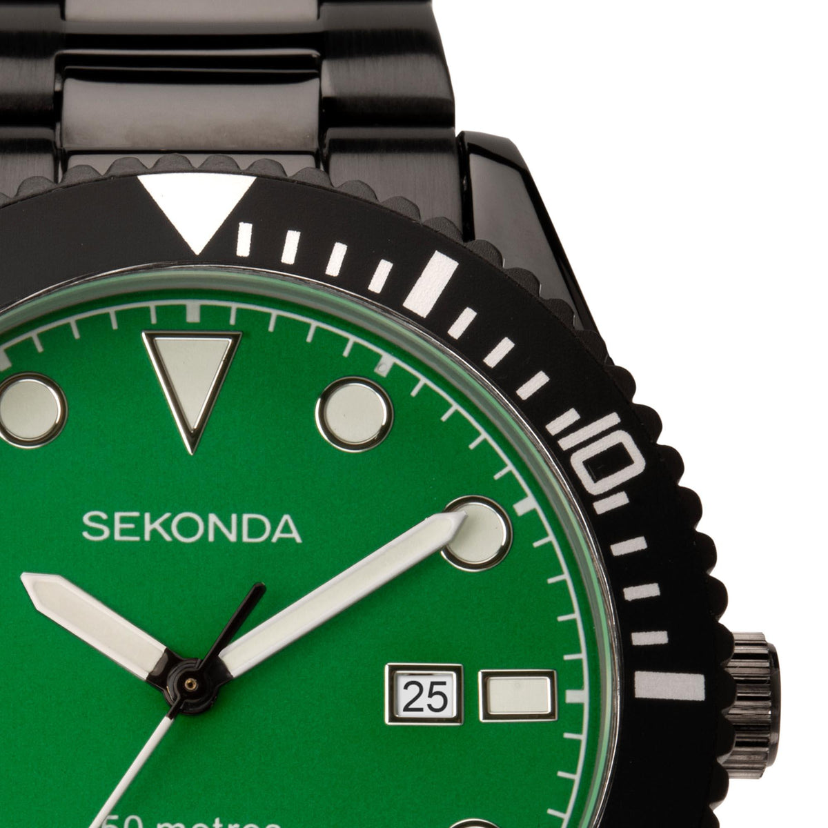 Sekonda dive-style watch green dial close-up with '25' date window and bezel minute markers