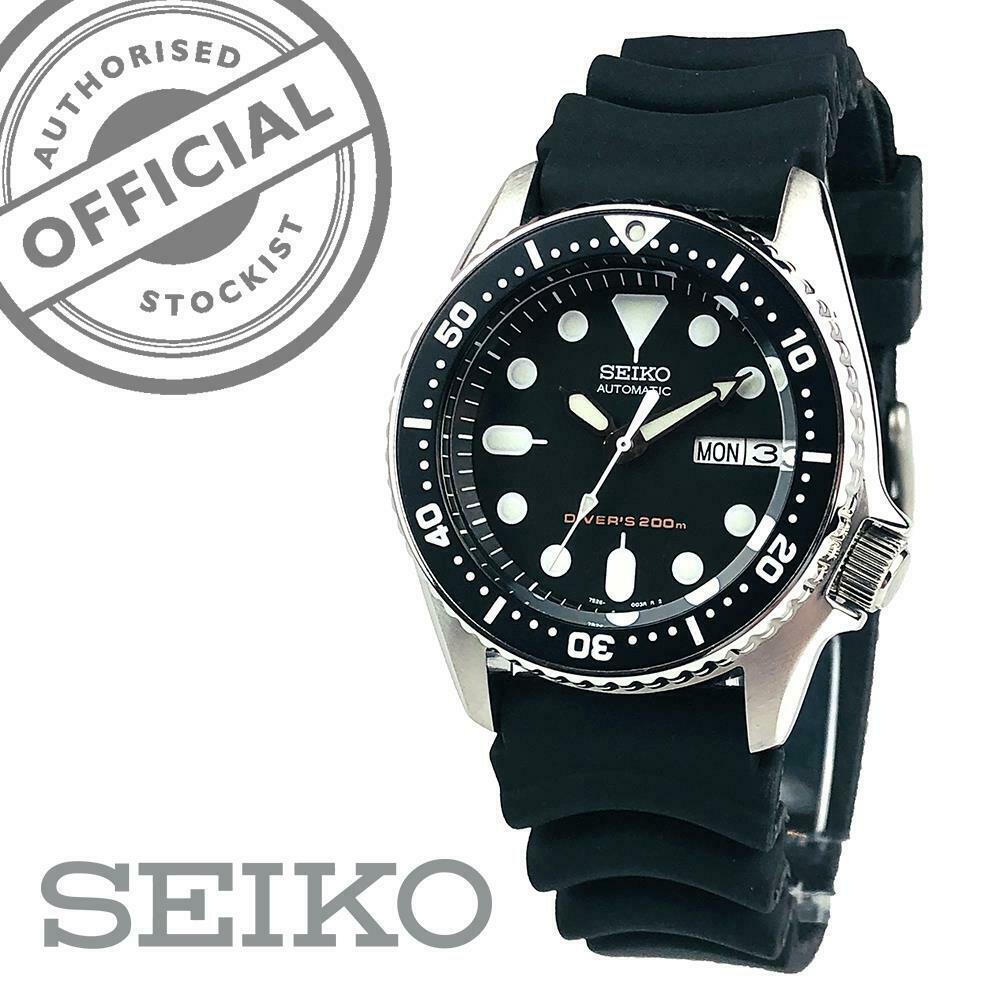 Seiko automatic dive watch, black dial and black rubber strap, date window