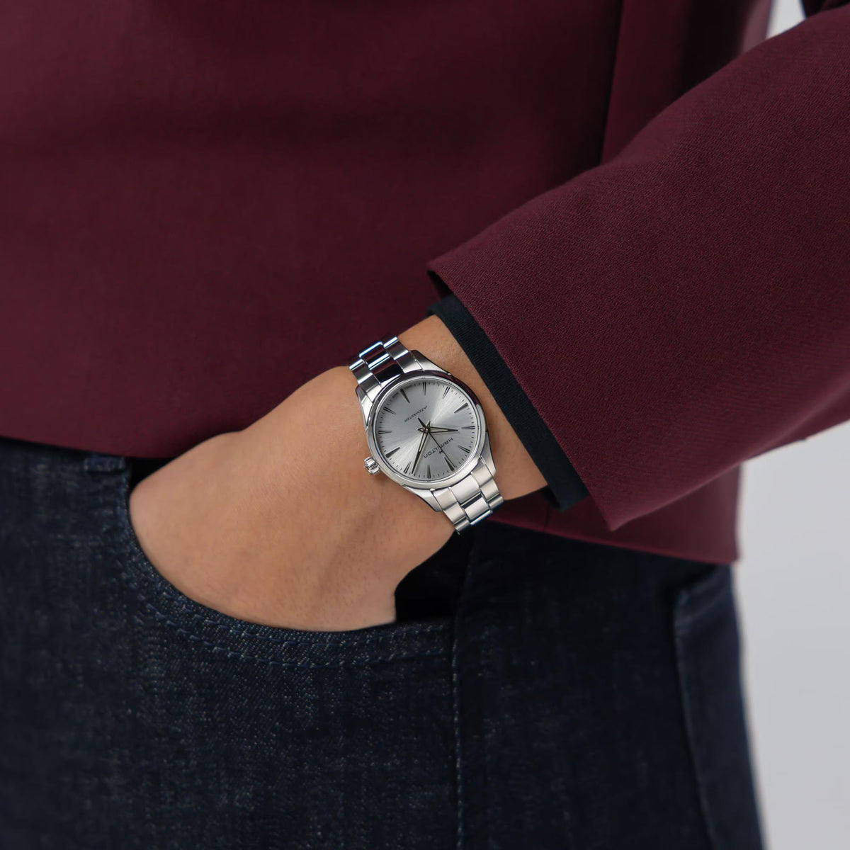 Hamilton Jazzmaster quartz H32301181 32mm watch on wrist
