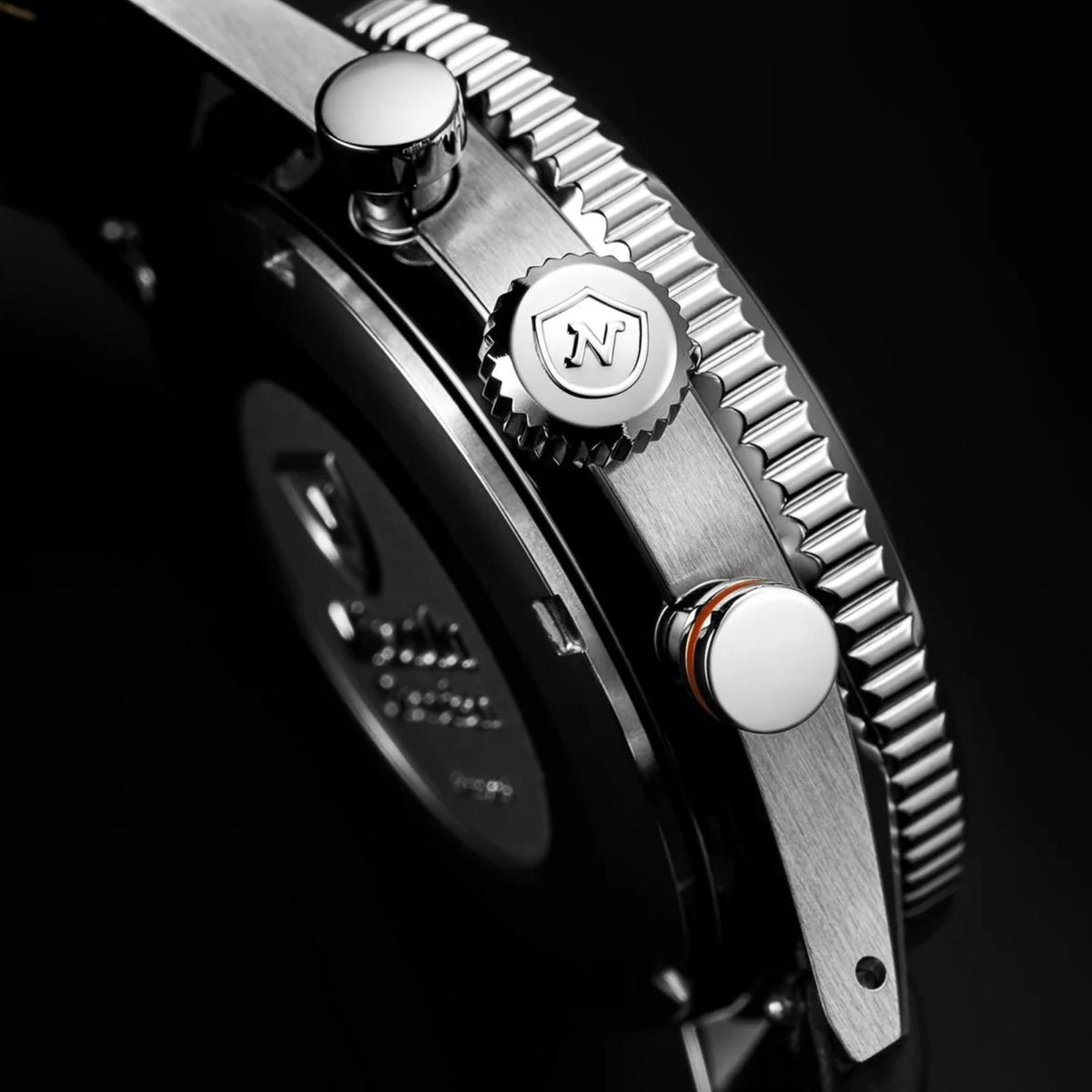 Nivada Grenchen Chronoking Mecaquartz 87050Q01 signed crown with "N" logo and chronograph pushers detail