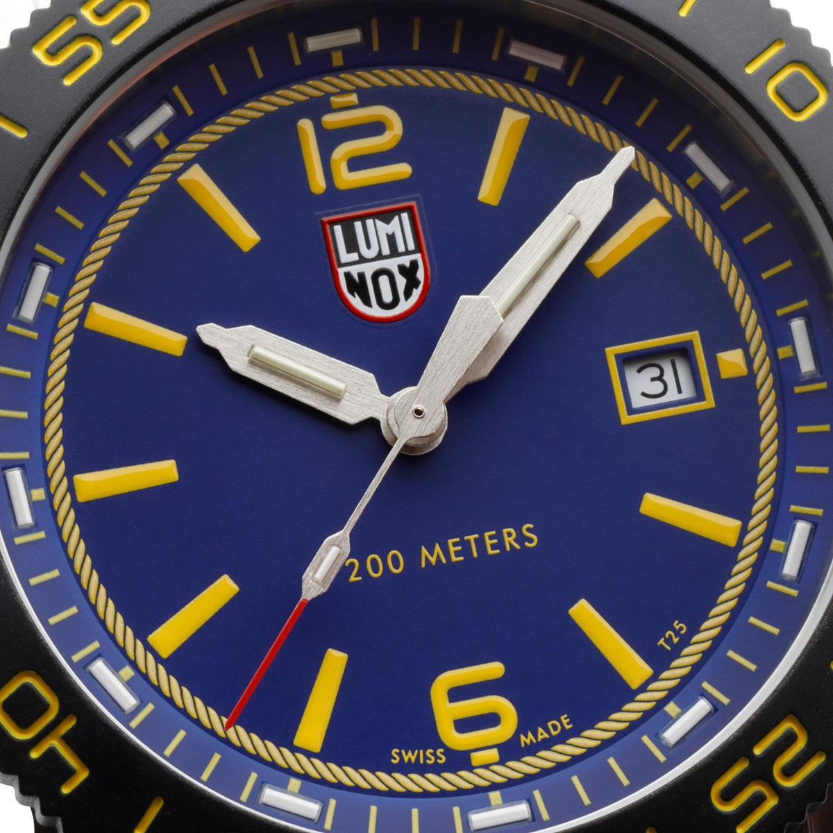 Close-up of the Luminox Pacific Diver FORCE BLUE 3120 Series XS.3125.FB blue dial and yellow markers