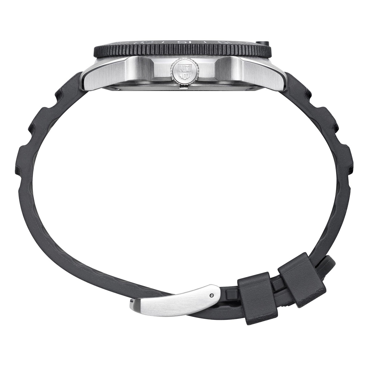 Luminox Pacific Diver 3120 Series XS.3135 side profile view of stainless steel case, crown, and black rubber strap