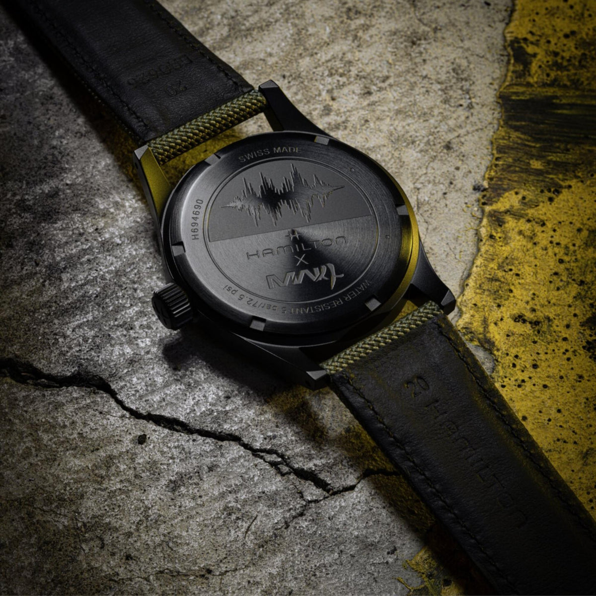 Hamilton Khaki Field 'Call of Duty Modern Warfare 4' 38mm Special Edition Black Dial Textile Mens Manual-Wind Watch H69469930