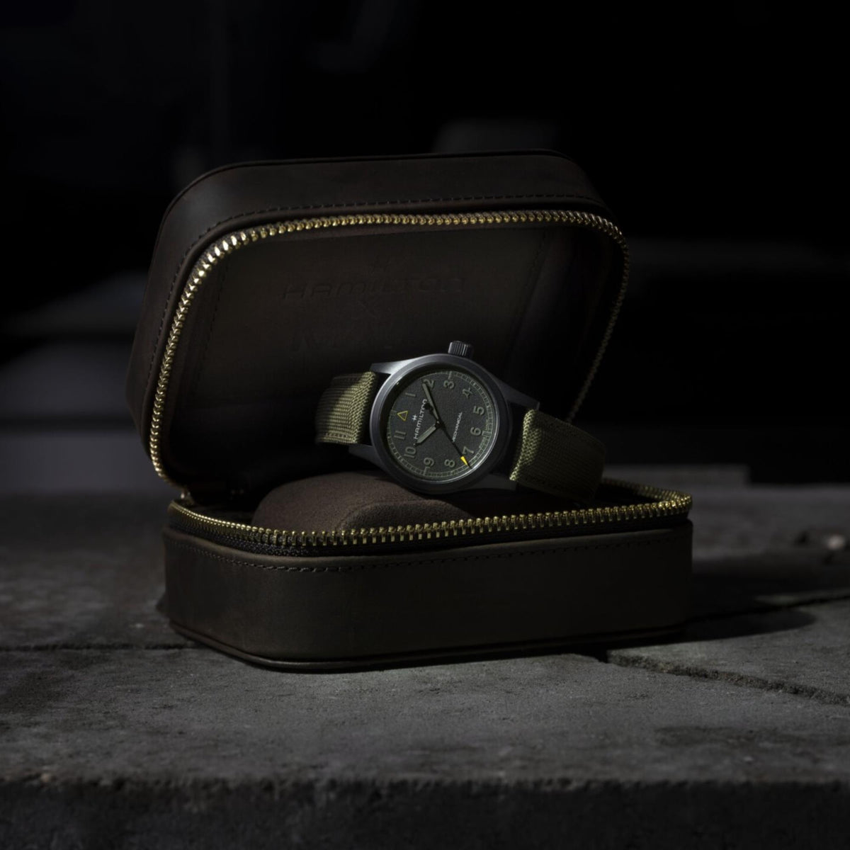 Hamilton Khaki Field 'Call of Duty Modern Warfare 4' 38mm Special Edition Black Dial Textile Mens Manual-Wind Watch H69469930