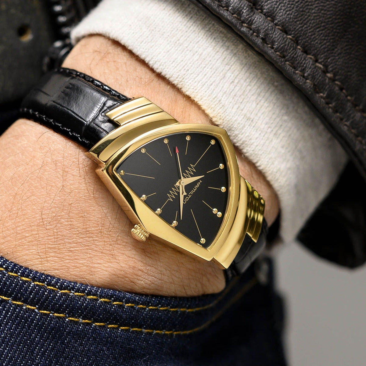Hamilton Ventura 32mm Black Dial Yellow Gold-Tone Steel Leather Mens Quartz Watch H24301731