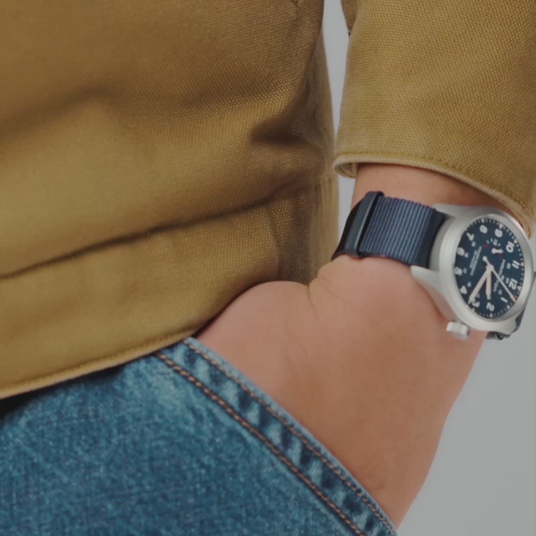Hamilton Khaki Field 40mm H69509940 blue dial full view